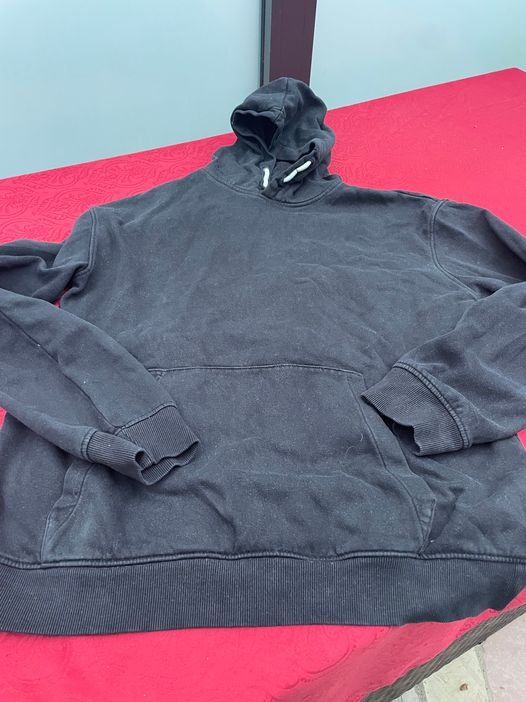 C&A Maglioni & Felpe: Kinder Hoodie schwarz 176 – Usato da Bergdietikon venduto da antovale
