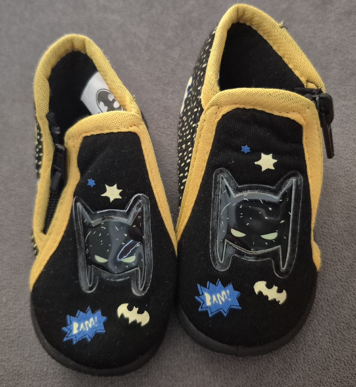 Scarpe per ragazzi: Badmanhausschuhe, Gr. 18 – Nuovo (secondo la descrizione) da Schmitten FR venduto da Sam2525