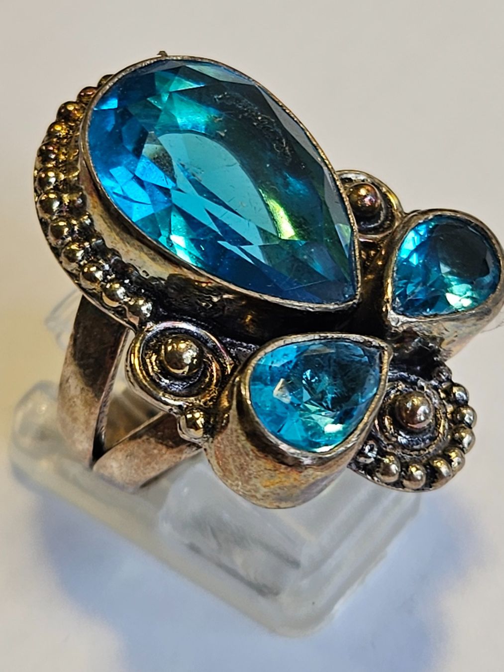 Anelli: Silberschmuck Ring mit blauen Steinen Grösse 54 – Nuovo (secondo la descrizione) da Zürich venduto da Bieter04 1