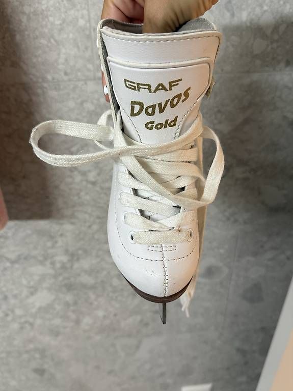 Pattini da ghiaccio: Schlittschuhe Grösse 26 – Usato da Zürich venduto da icoko 1