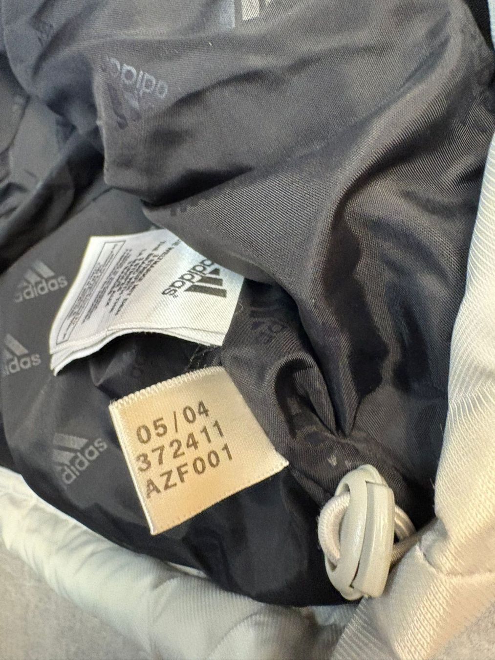 Adidas Jacken: Adidas Vintage Winterjacke 2004 - Grösse M – Neu (gemäss Beschreibung) aus Werdenberg von hase.vintage 4