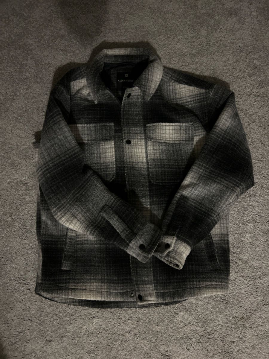 Lotti di vestiti: Lot habits S et XS – Usato da lausanne venduto da Lilos77