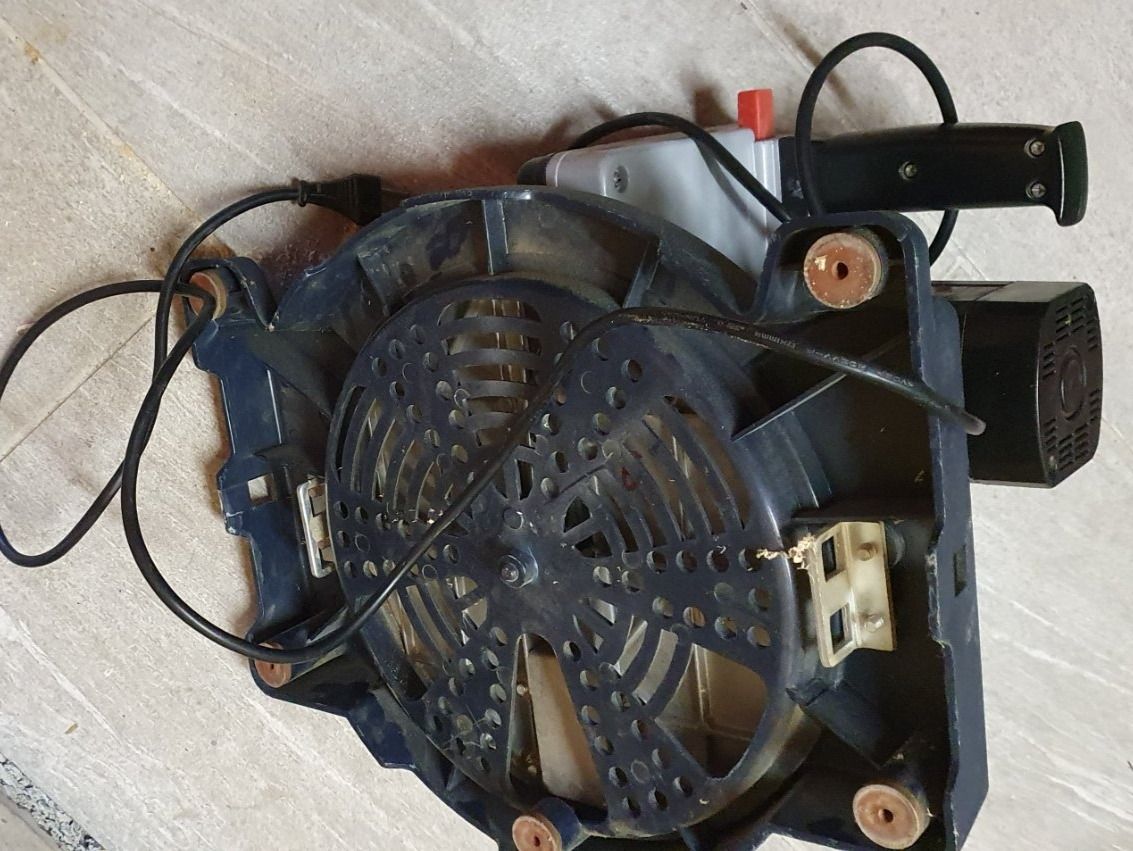 Einhell Tutti gli attrezzi: Kapp und Gehrungssäge Kabel – Usato da Läufelfingen venduto da jac_vp95 2