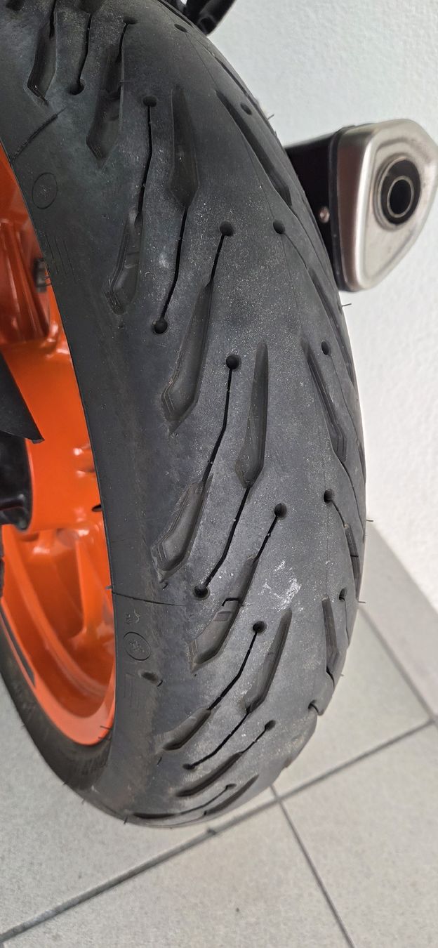 KTM Altro: KTM 125 Duke - Top Zustand – Usato da Herisau venduto da Ijenic0610 9