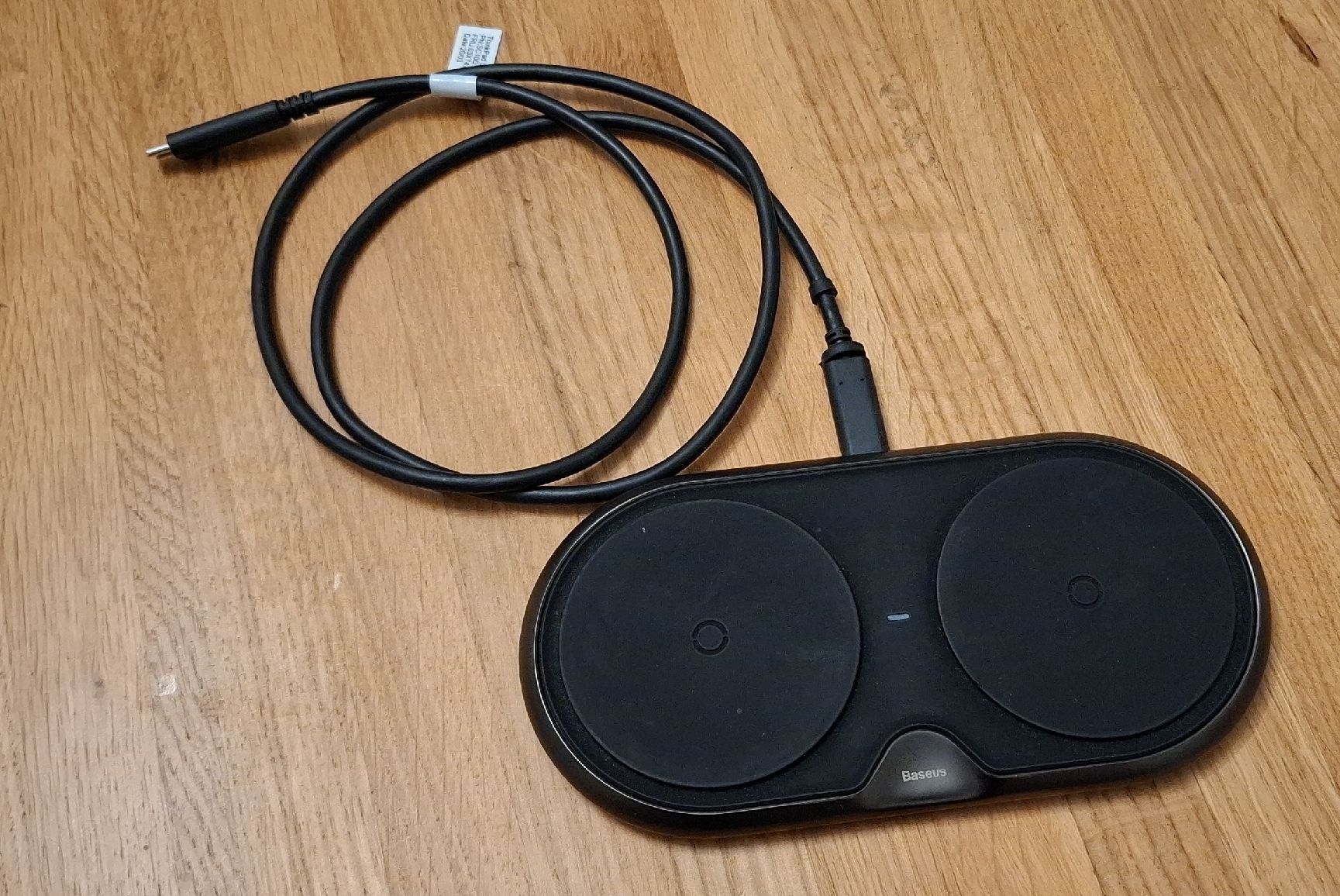 Baseus Caricabatterie: Baseus Doppel Wireless Charger – Usato da Bern venduto da barzue