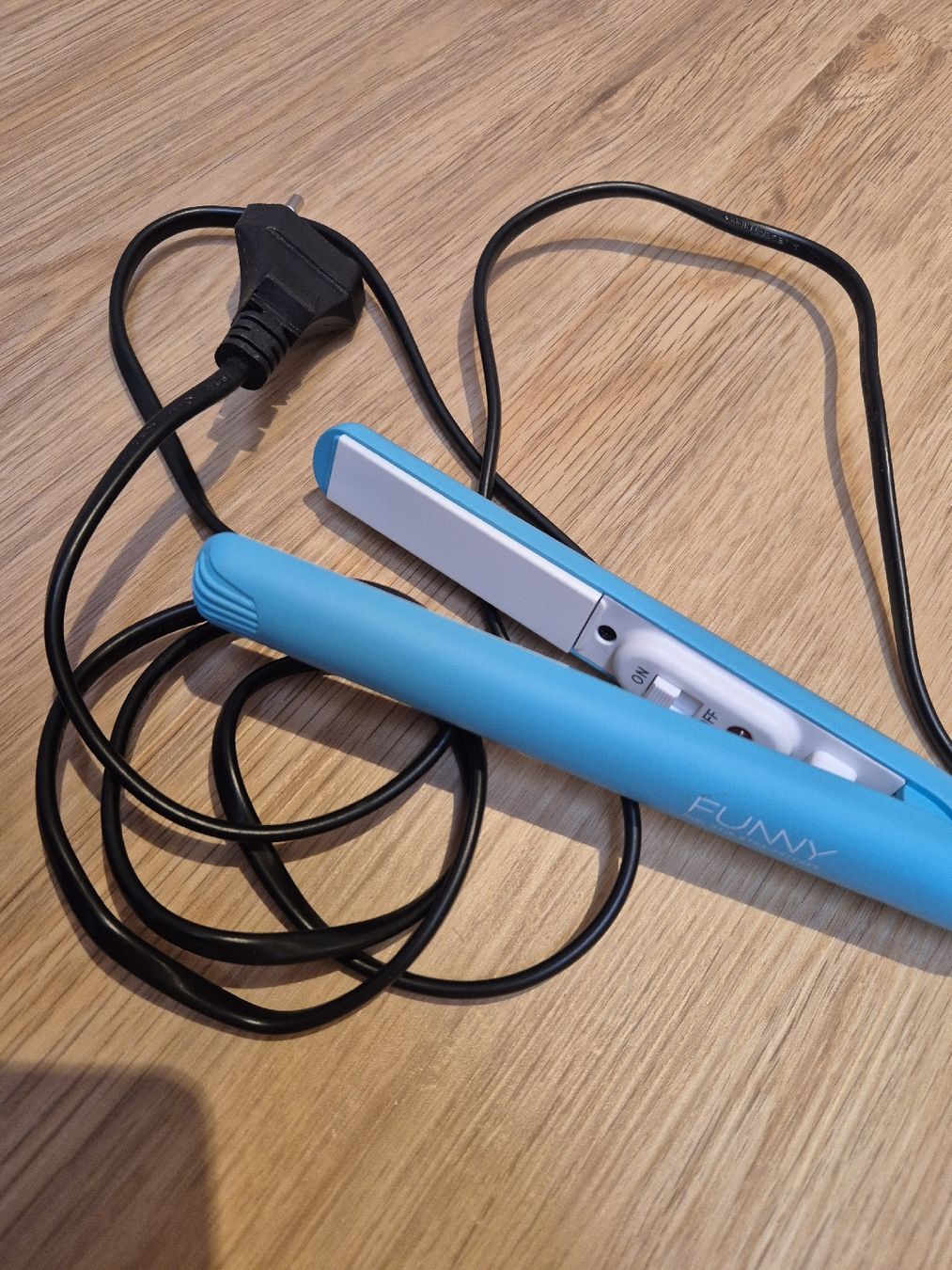 Lockenstäbe & Haarglätter: Glätteisen Funny mini blau – Gebraucht aus St. Gallen von ali_tms5