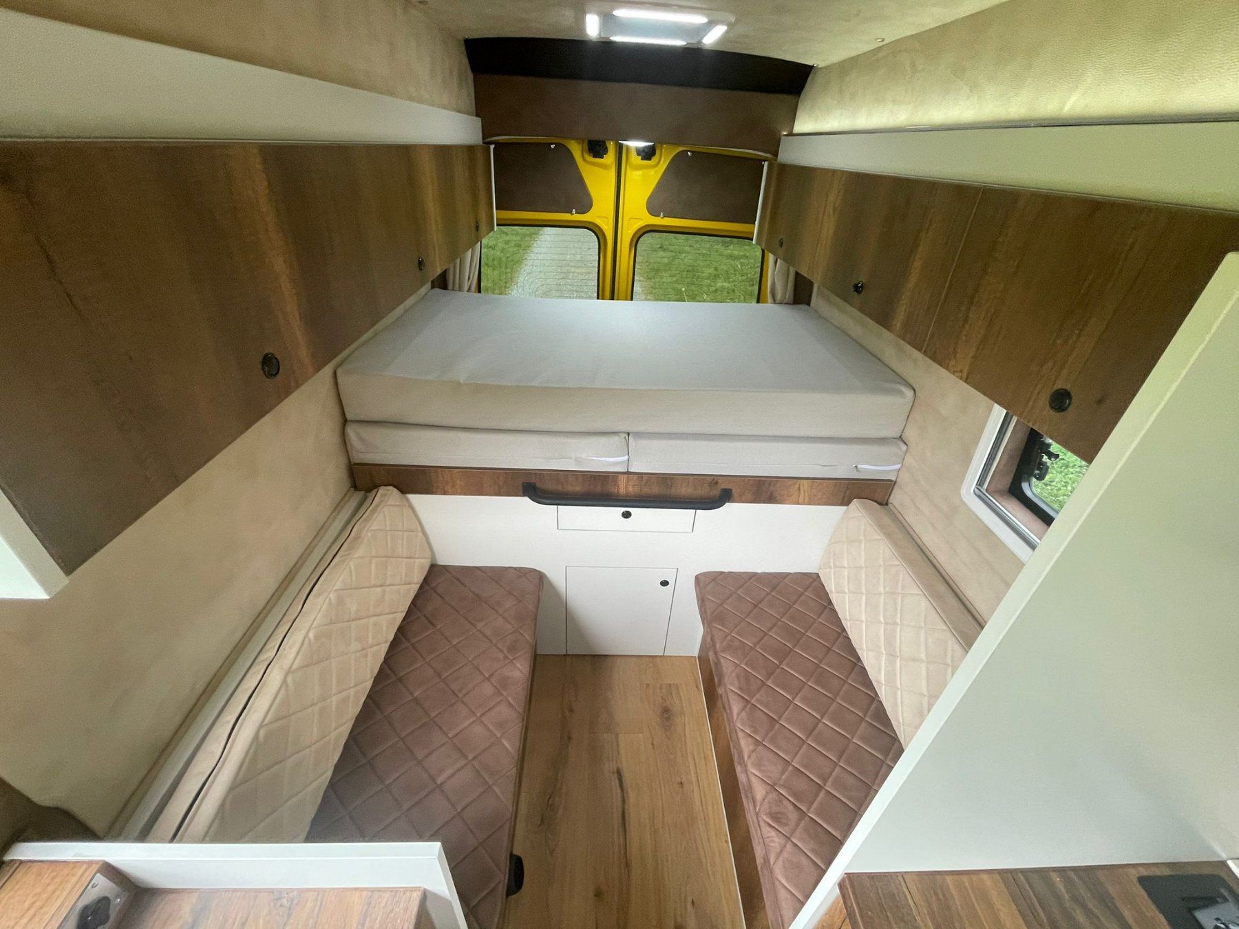 Renault Veicoli da campeggio: Wohnmobil mieten Camper – Usato da Lachen SZ venduto da Dorfgarage950 3