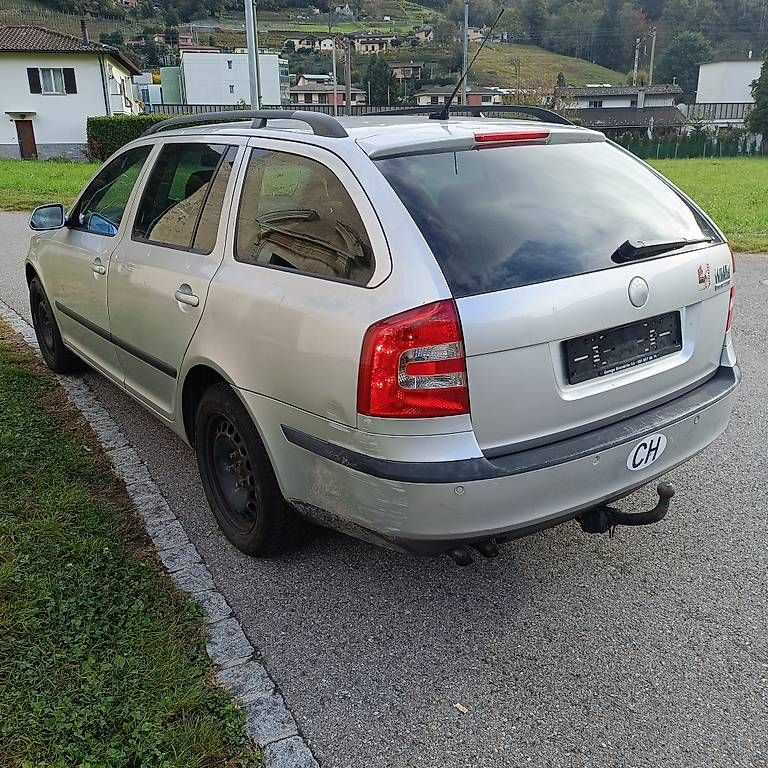 Automobili: Skoda Octavia 2.0 tdi 4x4  – Usato da Bironico venduto da aut_v8ks 5