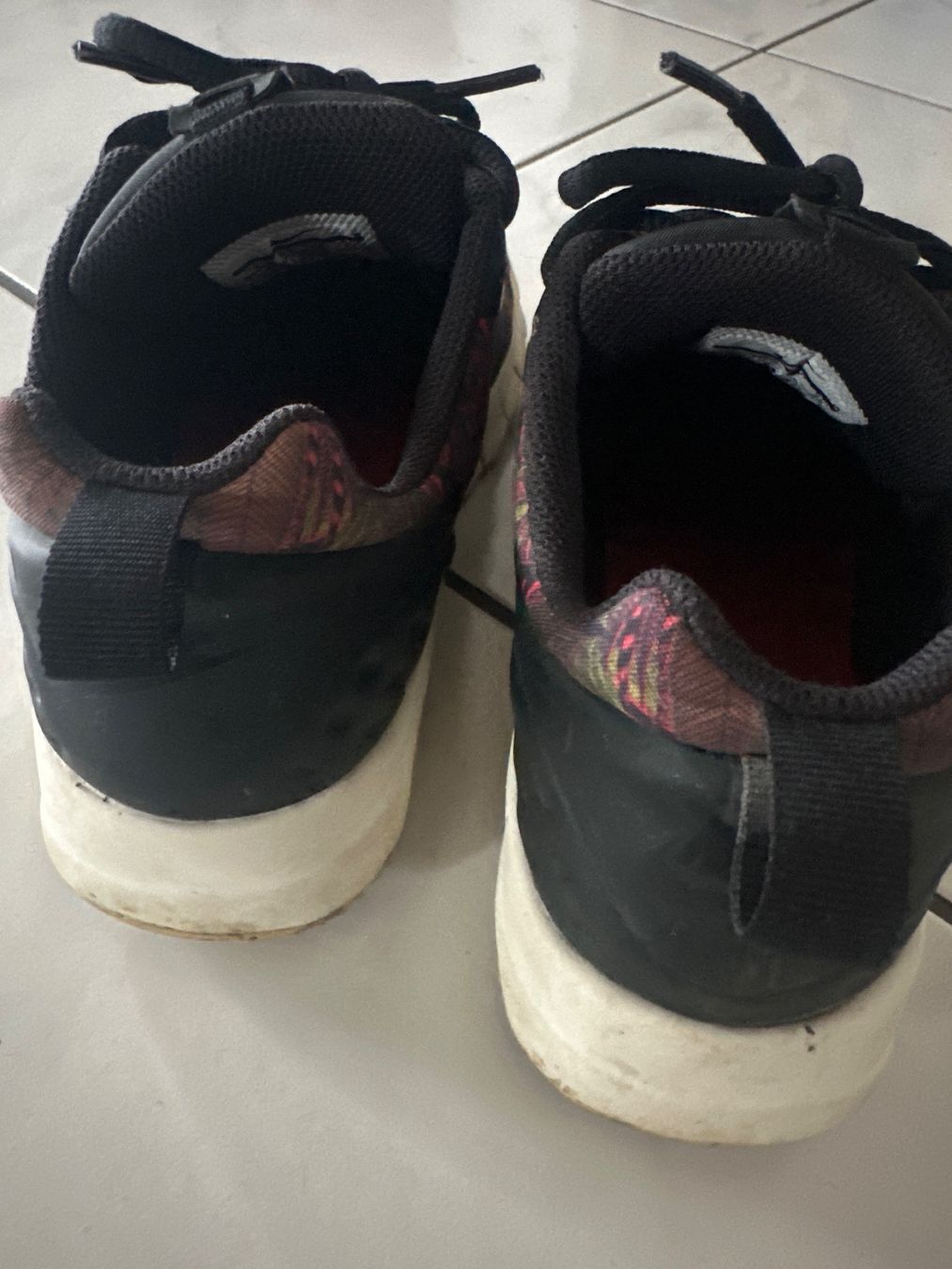 Nike Scarpe da donna: Nike Sneaker Gr.39 – Usato da Oberwil BL venduto da noise12 3