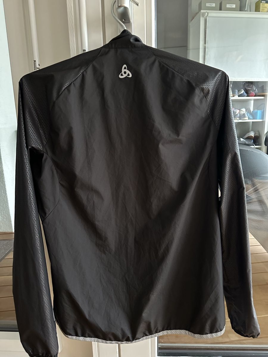 Odlo Giacche: Odlo Laufjacke Gr. XS – Usato da Ostermundigen venduto da Clood 2