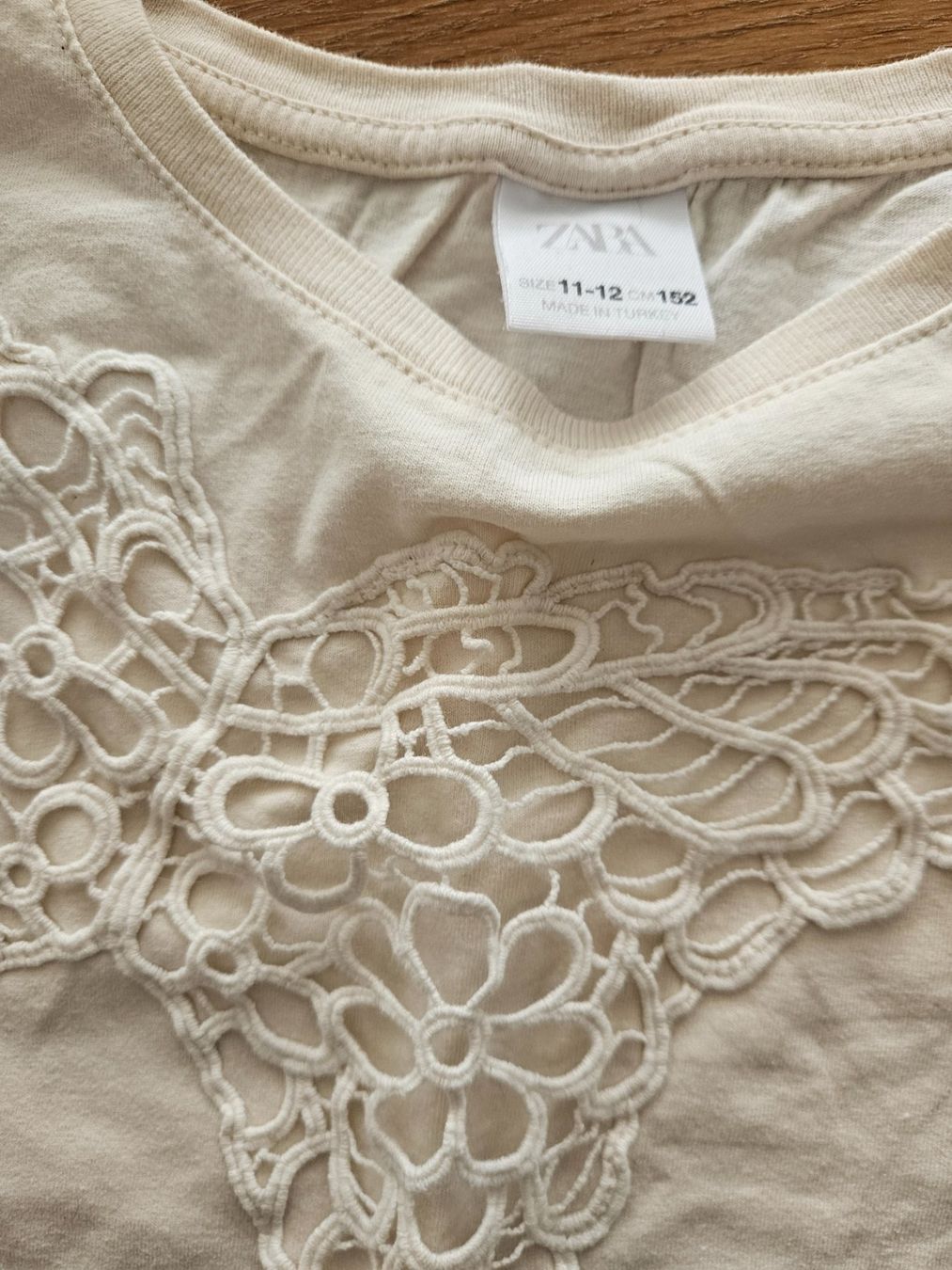 Zara Camicette, T-shirt & Top: Zara Tshirt beige Gr. 146-152 – Usato da Engelburg venduto da ynnoc19 1