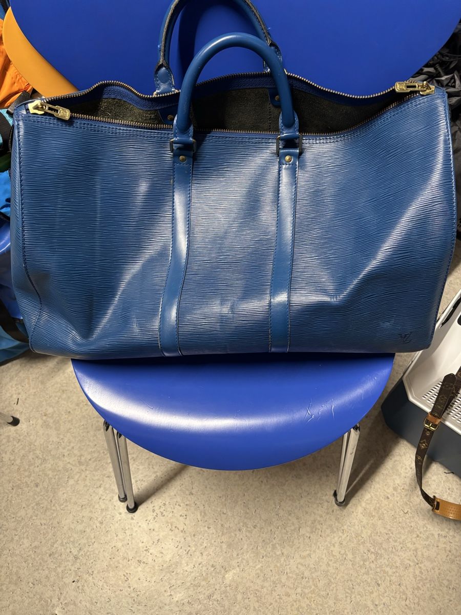 Louis Vuitton Borse: Louis Vuitton Epi Toledo Blue Keepall – Usato da Hermetschwil-Staff venduto da Jonah.jab 1