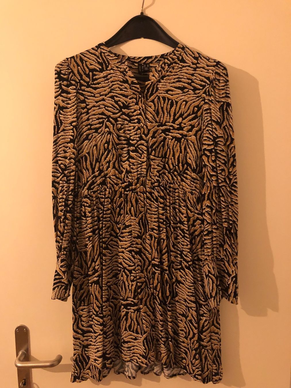 Vero Moda Vestiti: Schönes Kleid – Usato da Zürich venduto da cha_7n8s