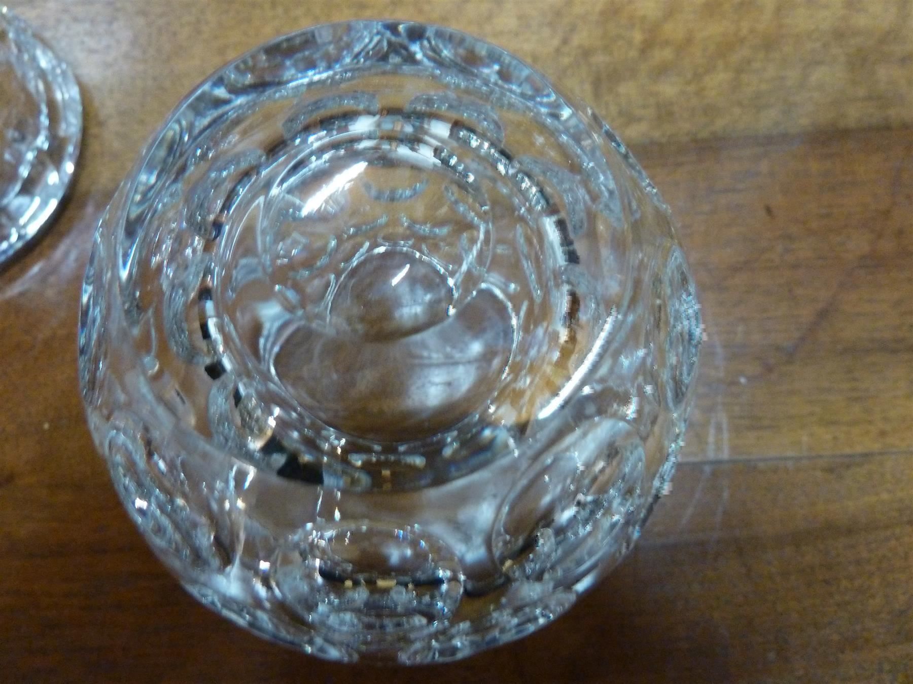 Figurines: Glas Ei, Deckeldose – D'occasion à Bure par 1319 4