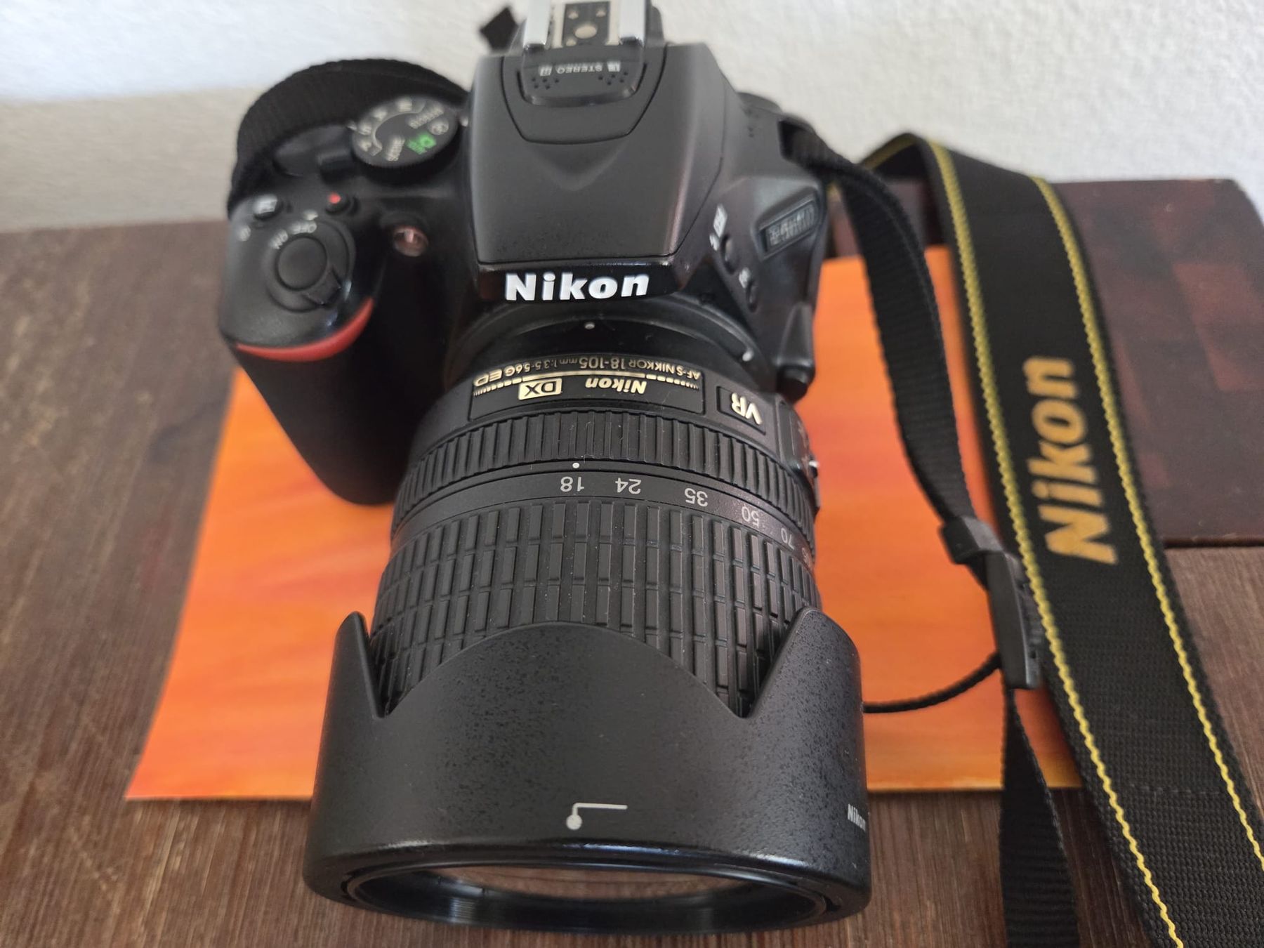 Nikon Kamera: Nikon D5600 Kamera – Neu (gemäss Beschreibung) aus Walperswil von Paki00