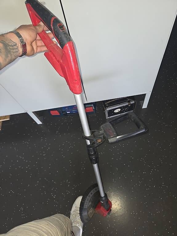 Einhell Tous les outils: Rasentrimmer – D'occasion à Neuenegg par mrz_7gfl