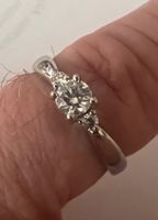Solitär 950 Platin mit Brillant FVS2 0.266 ct