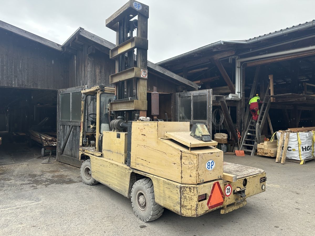 Carrelli elevatori e a forche: Seitenstapler – Usato da Rothrist venduto da Die_Welle 2