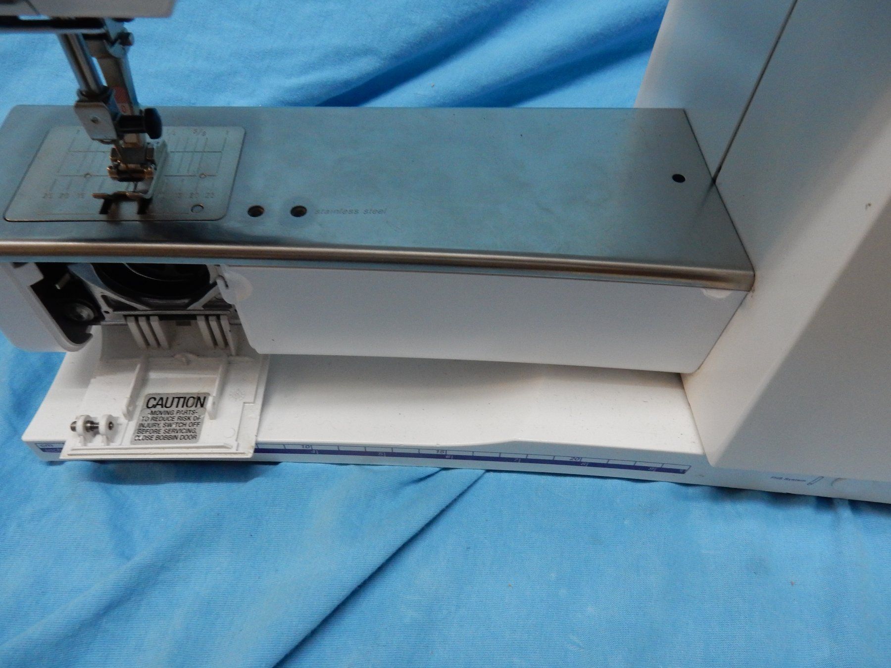Bernina Macchine da cucire: Bernina Virtuosa 150  Ab Fr. 100.00 – Difettoso da Watt venduto da Mariposa49 2