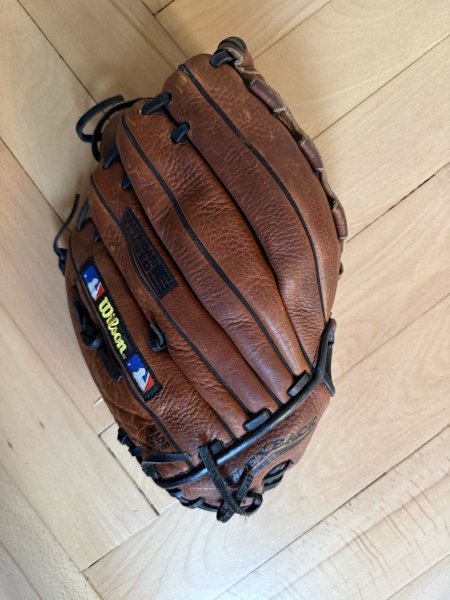 Handschuhe & Handstulpen: Baseballhandschuh Wilson - gebraucht – Gebraucht aus Zürich von Bio3