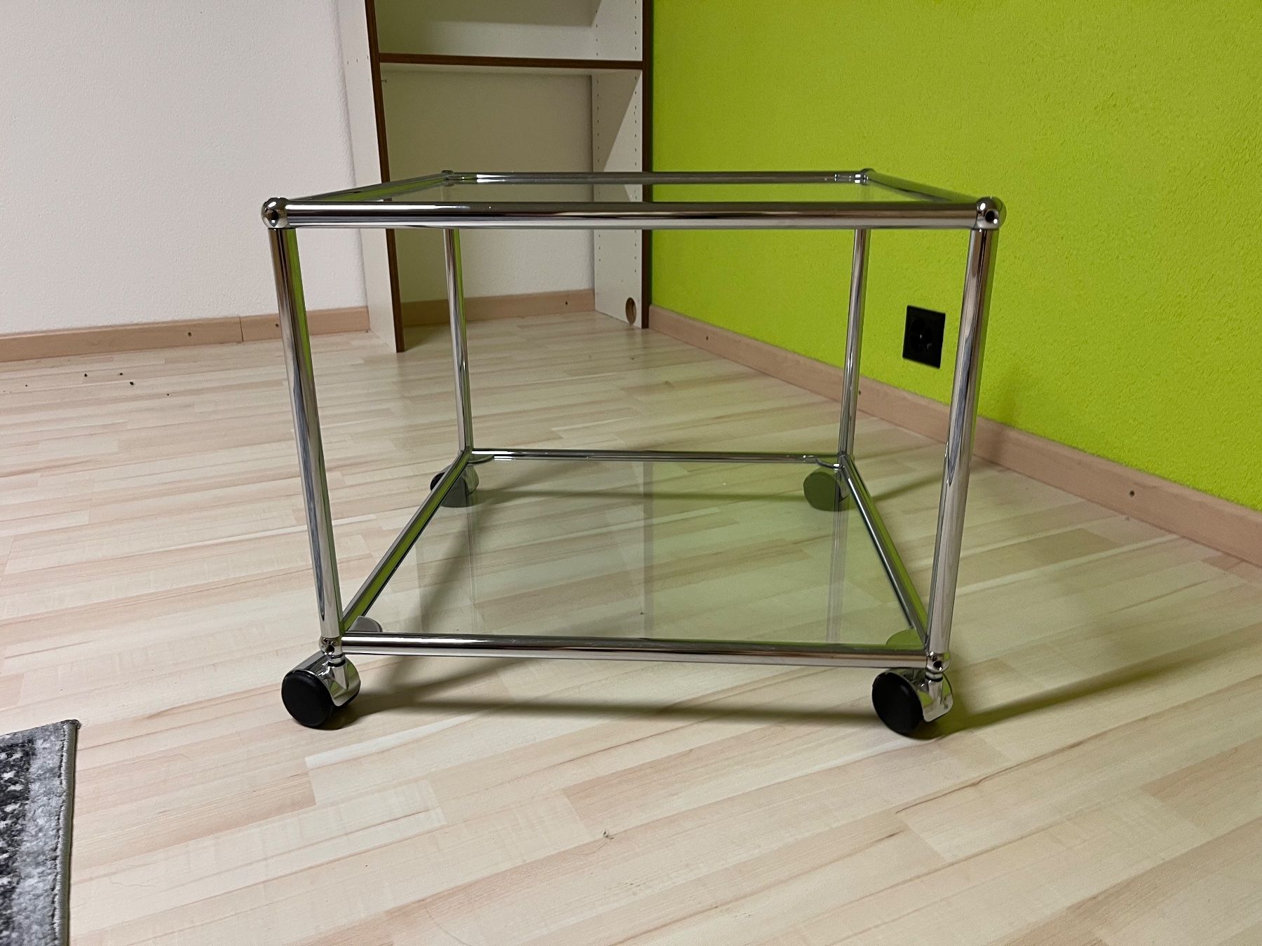 USM Tavoli: USM Tisch Salontisch Rolltisch – Usato da Leuzigen venduto da Baspi0 1