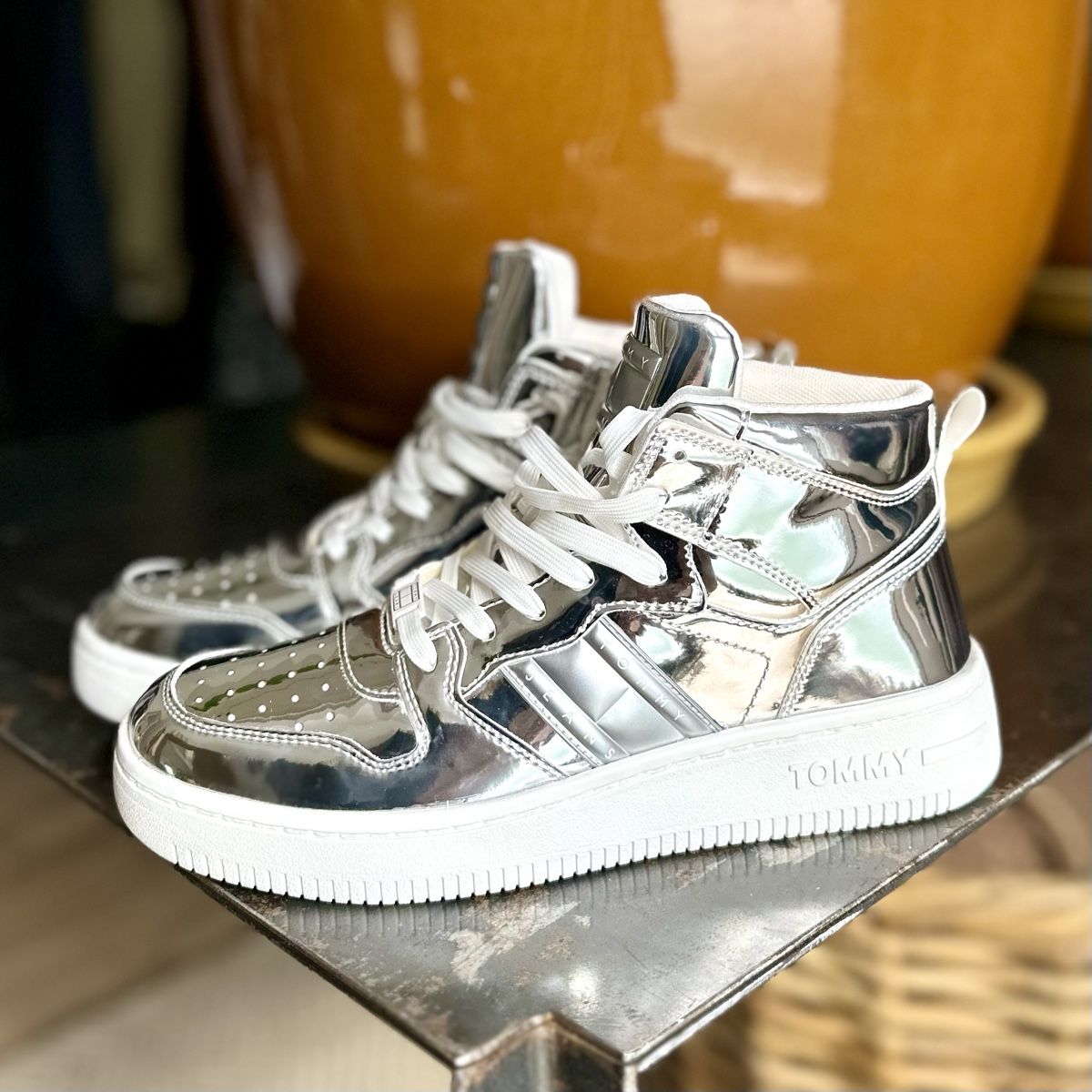 Tommy Hilfiger Scarpe da donna: Tommy Jeans Sneaker / Turnschuh – Nuovo (secondo la descrizione) da Hitzkirch venduto da NiCia. 1
