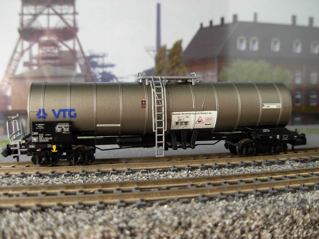 Trix Modelleisenbahnen: N: Knickkesselwagen silbern – Neu und originalverpackt aus Oberrieden von Hobbyschiff 1