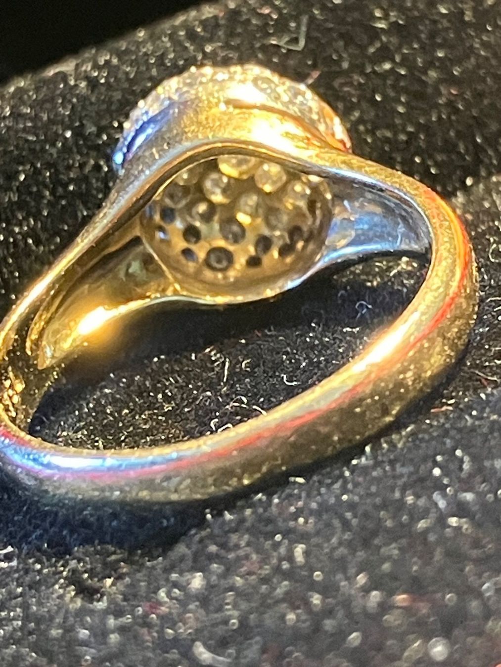 Anelli: Anello gr.53 oro 750 e diamanti – Usato da Rancate venduto da FiorAngela011 6