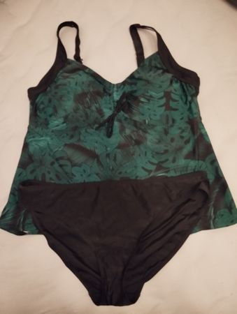 Schöner Tankini, Gr. 46, mit Blätterprint - Sommerhit! NEU