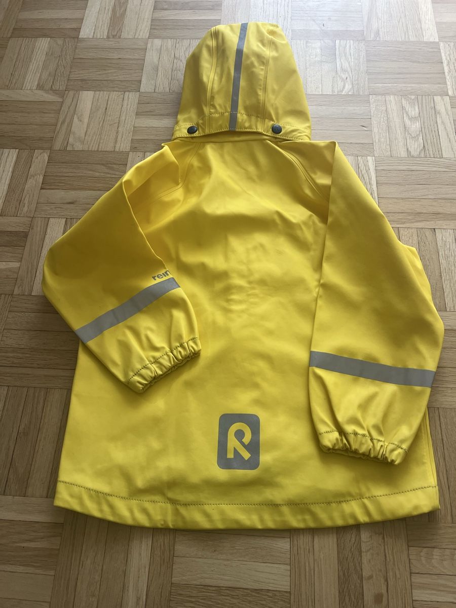 Reima Giacche & Cappotti: Reima Regenjacke 110 – Usato da Samedan venduto da Schweiz13 2