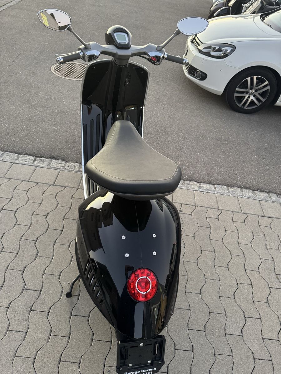 Piaggio Strasse: Piaggio Vespa 946 – Gebraucht aus Hefenhofen von Garage_Barone 4