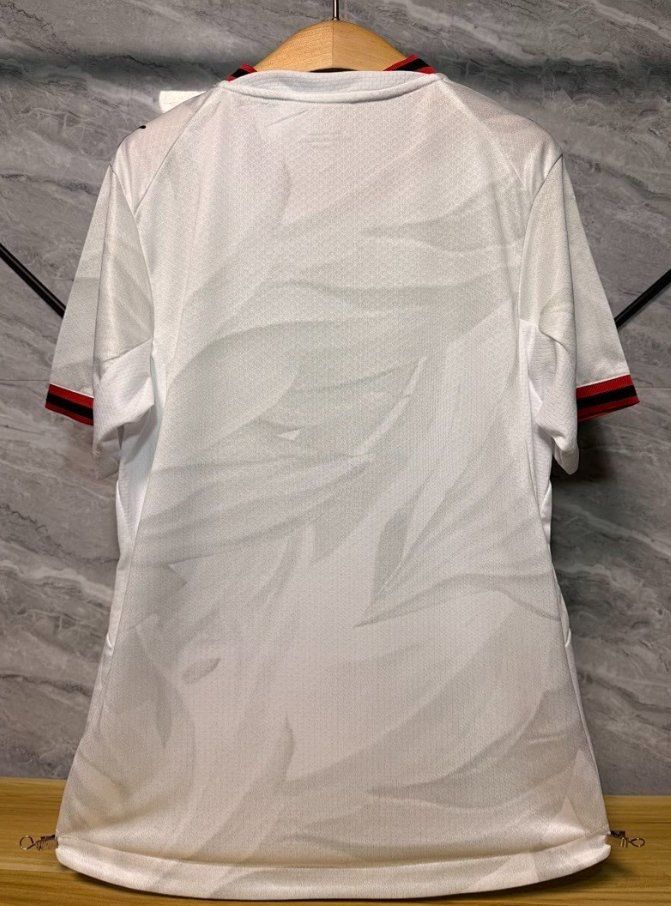 Canottiere & Pantaloni: AC Milan Trikot 2026/26 !!!! – Nuovo e nell'imballaggio originale da Trimbach venduto da TurbinaDiesel 1