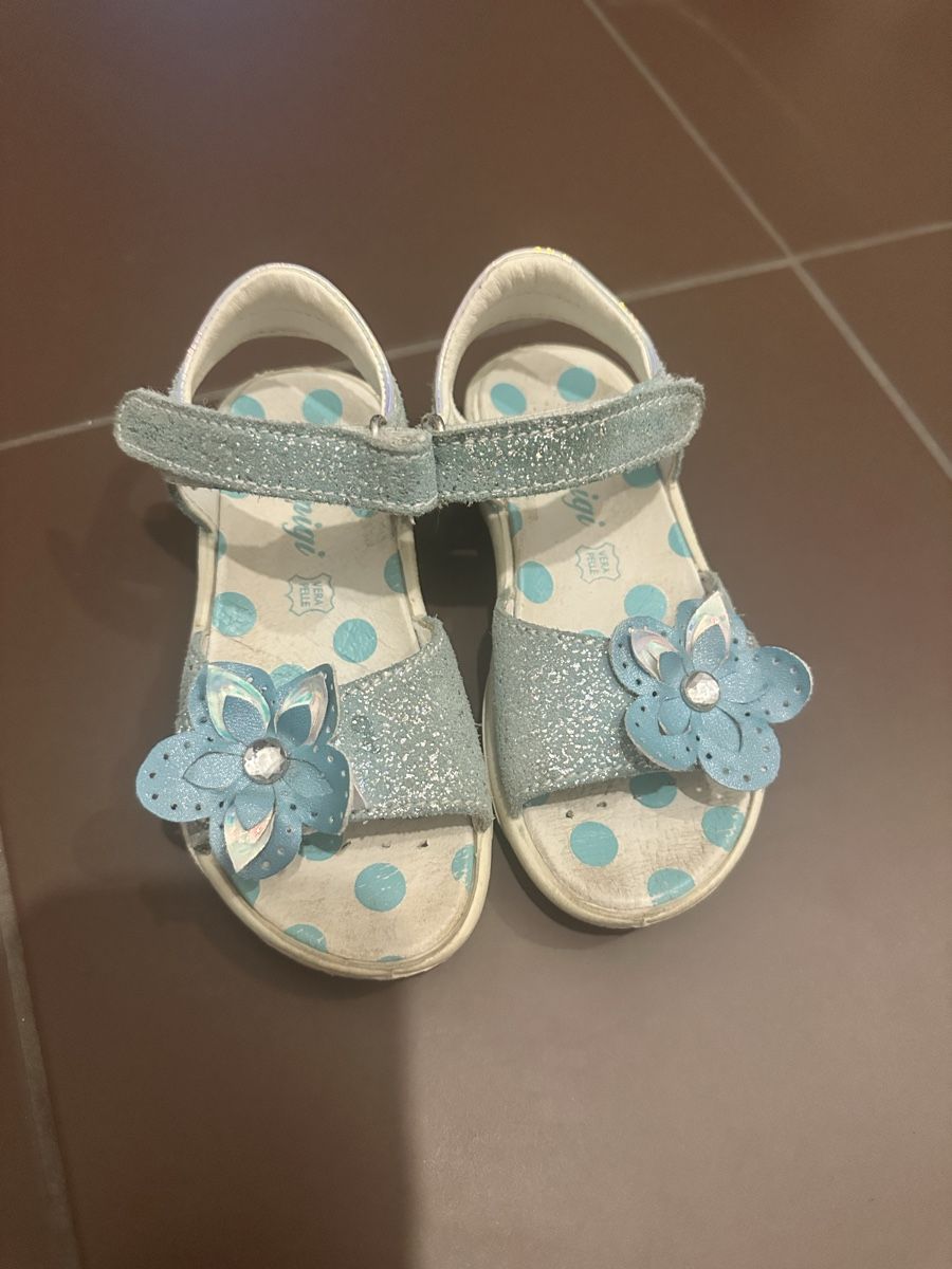 Primigi Scarpe per ragazze: Kindersandale Primigi Grösse 26 hellblau  – Usato da Zürich venduto da Essences 1