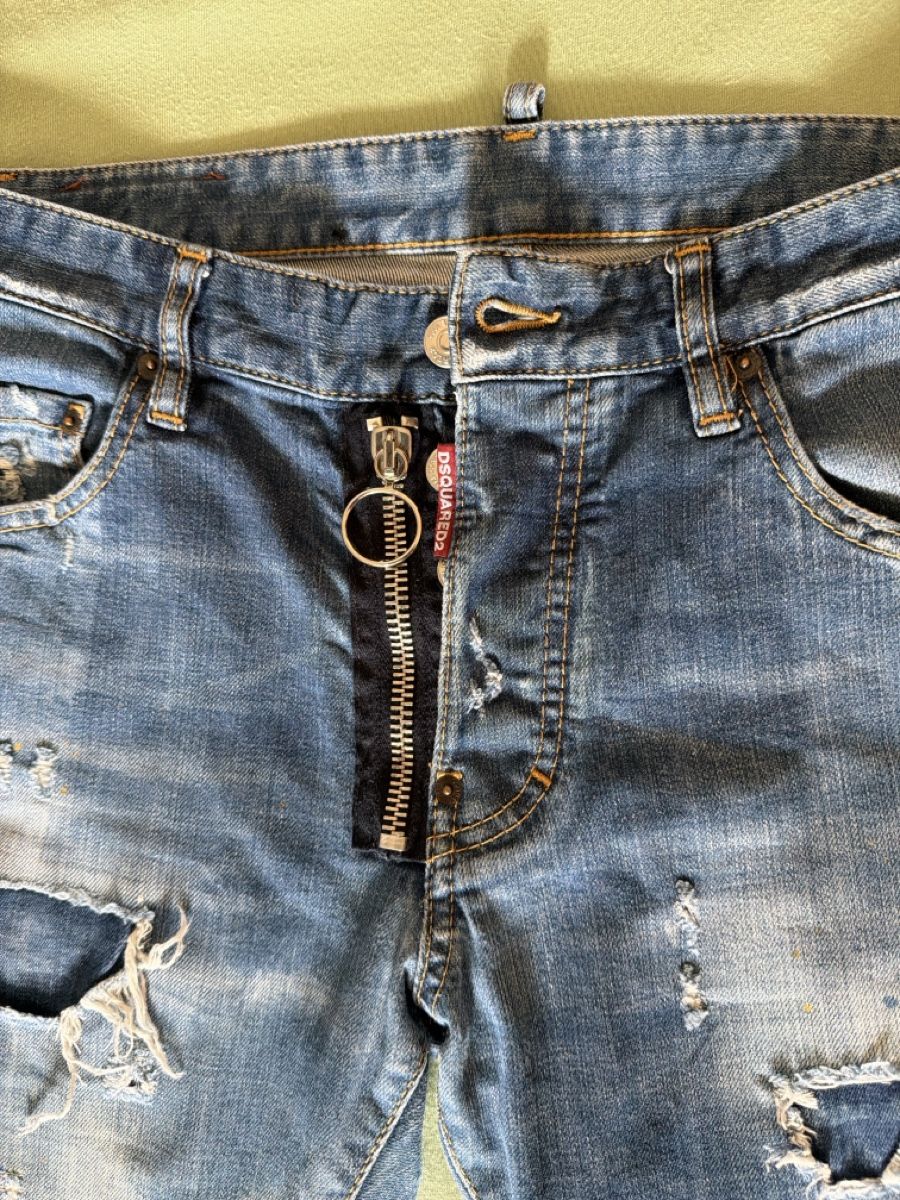 Dsquared2 Jeans: DSQUARED2 jeans – Gebraucht aus Sementina von bru_vpp5 1
