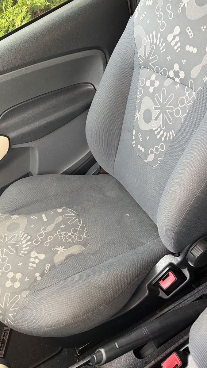 Ford Autos: Voiture – Défectueux à Yverdon-les-bains par Jetset22 6