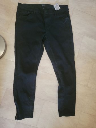 Only Jeans schwarz mit Reissverschluss am Bein Grösse XL/32,