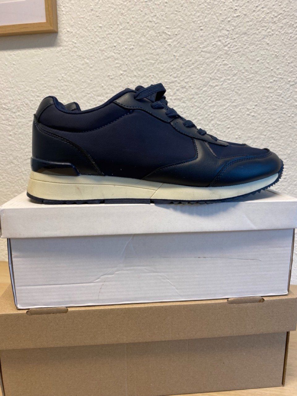 Herrenschuhe: Turnschuhe Blau, 41 – Gebraucht aus Zumikon von Frauenecke 2