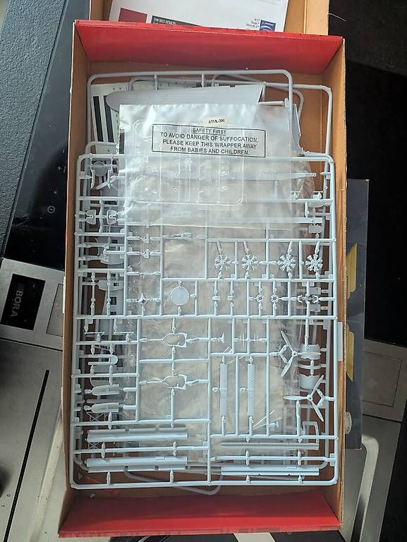 Modellbausätze & Standmodelle: Airfix 08015 Douglas Dakota Modell – Gebraucht aus Kloten von sop_zxc9 1