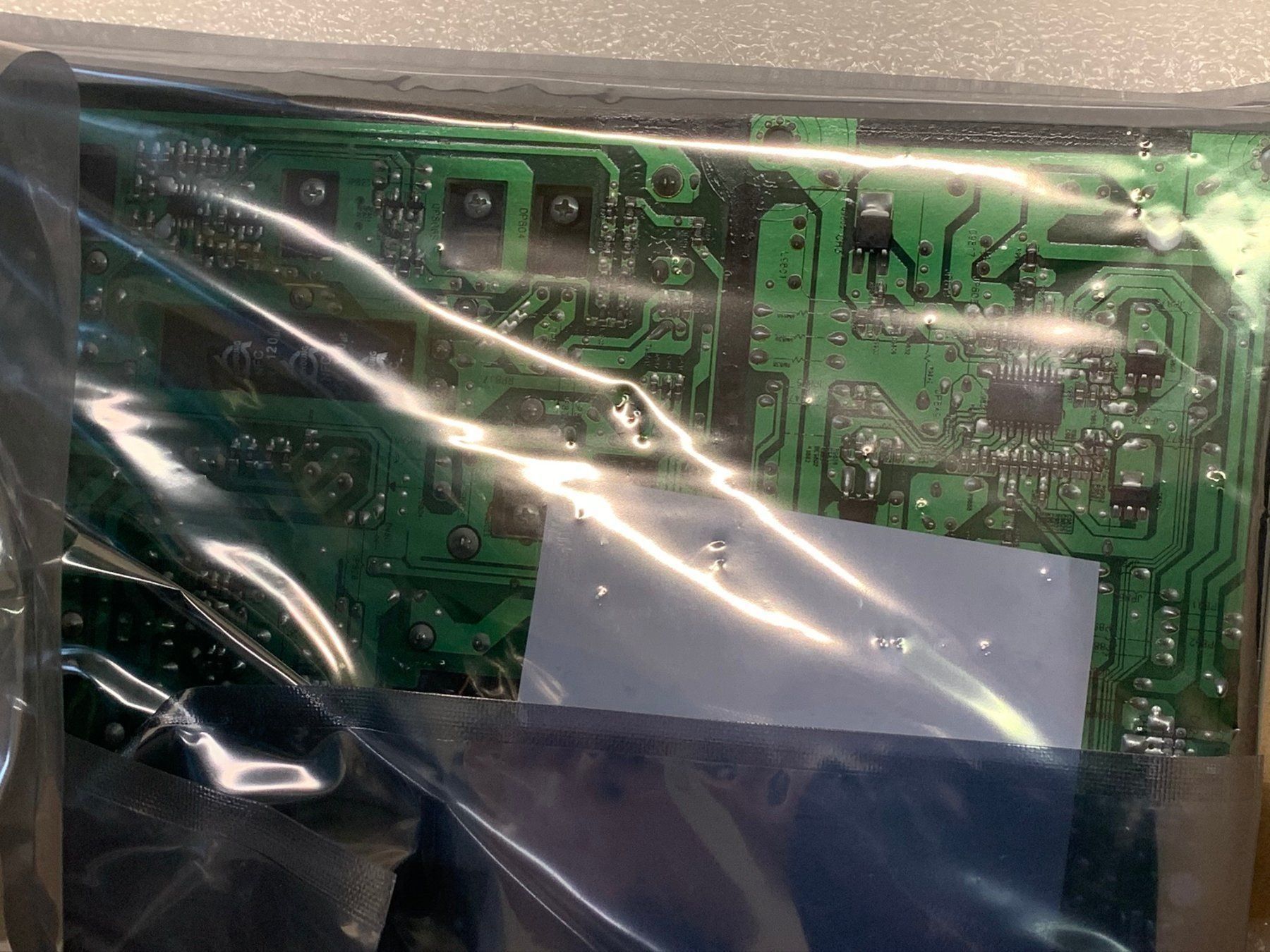 Samsung Televisori: Samsung Netzteil UE46D8080 – Nuovo e nell'imballaggio originale da Hochdorf venduto da av-electronics 3