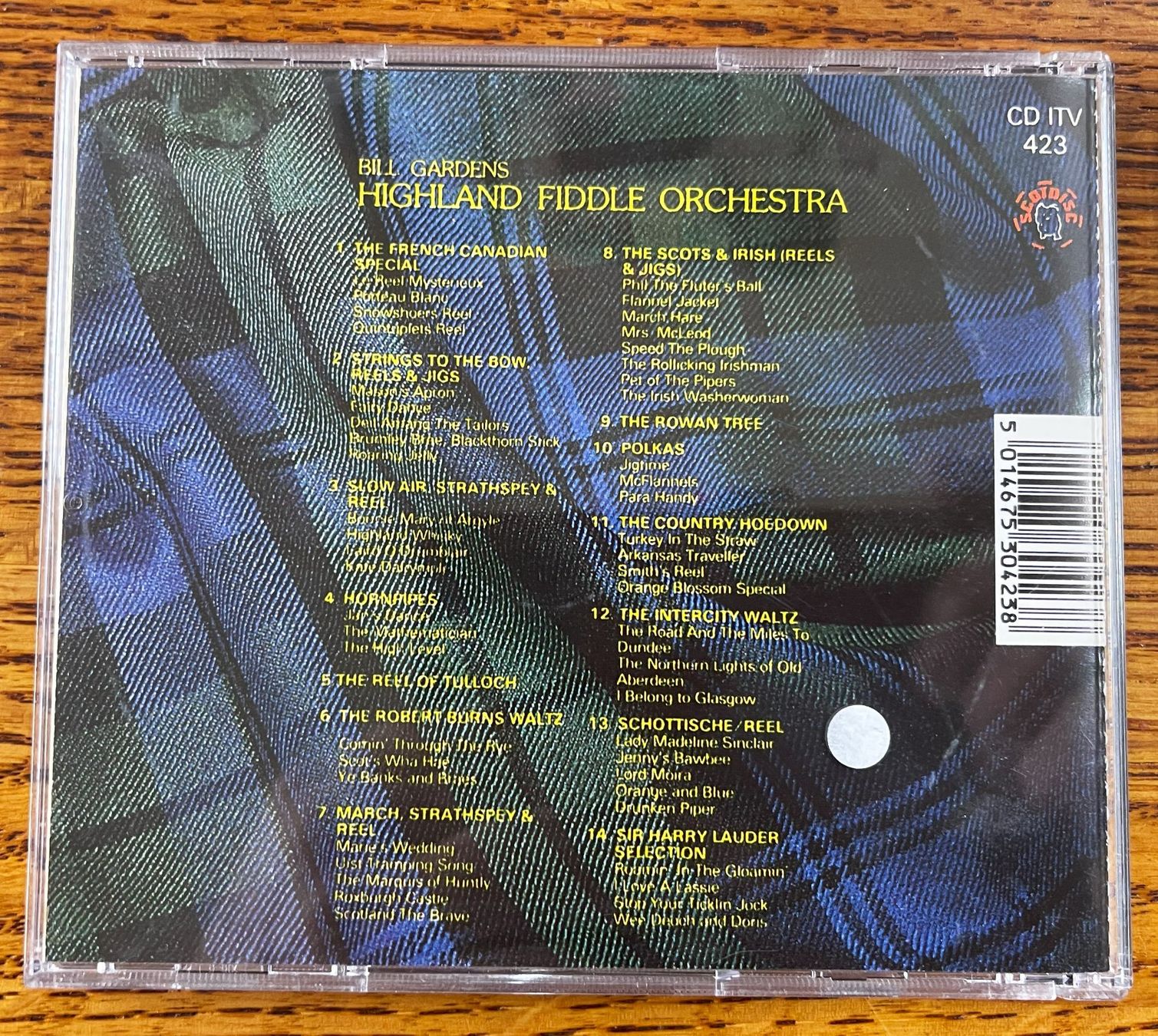 CD: Bill Gardens: Highland Fiddle Orchestra CD – Usato da Oftringen venduto da Vucki 1