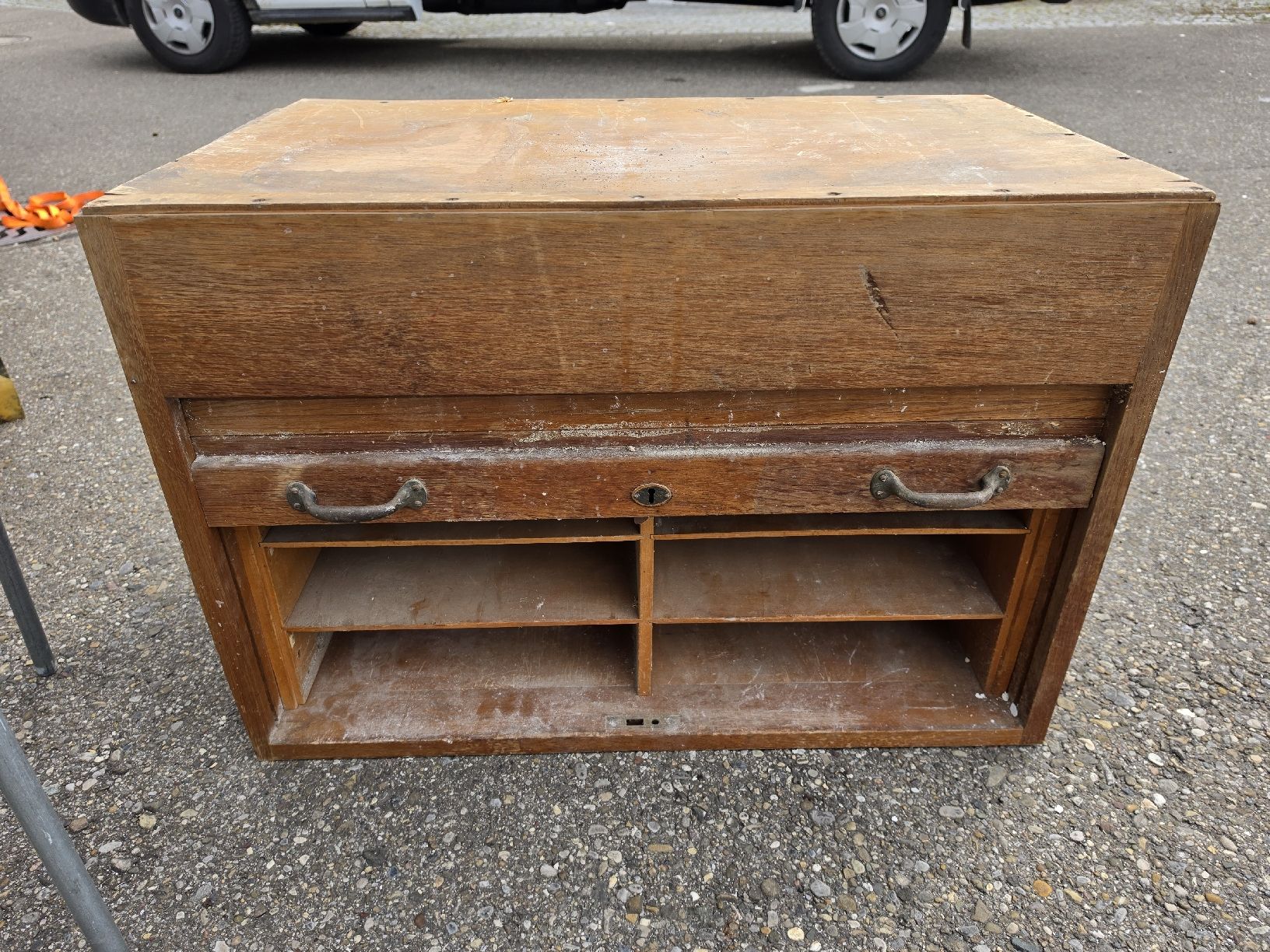 Cassettiere: Antiker Holz-Rollladenschrank, Shabby Chic Stilmöbel – Difettoso da Mettlen venduto da elios0888
