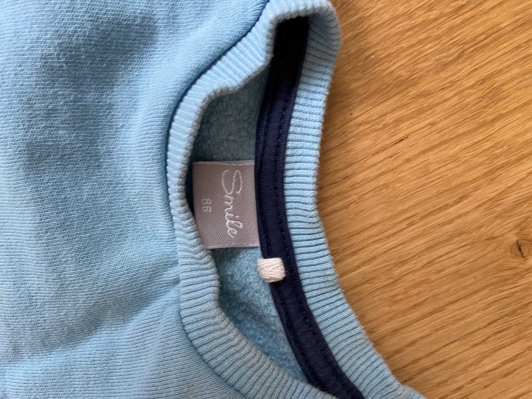 Lotti di vestiti: Trainer Hose / Pulli in Gr 86 – Usato da Zollikerberg venduto da Boston1981 4