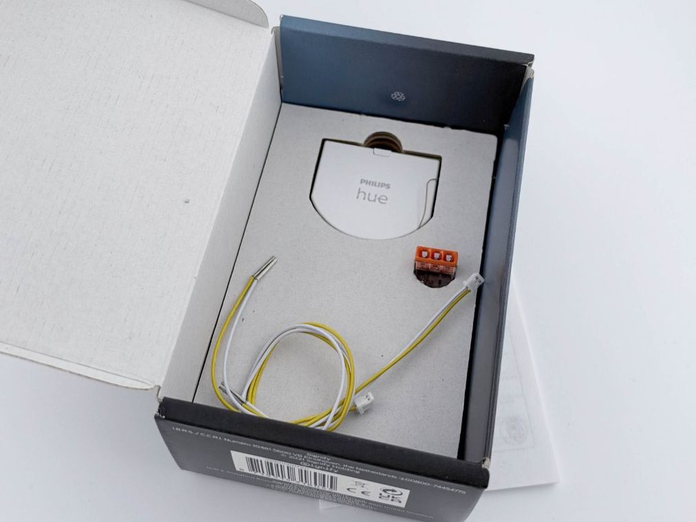 Philips Schalter: 3x Philips Hue Wall Switch Module pour interrupteurs NEW – Neu und originalverpackt aus Fribourg von SebDelCH 2