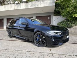 BMW M550d Touring - Black Beauty - neuwertiger Zustand