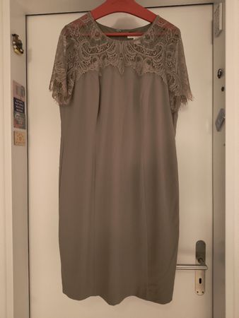 Elegantes ALESSA W. Kleid, Grösse 48, Top Zustand!