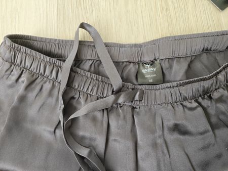 Pantaloni pigiama 100% seta, NUOVI, viola XS-S
