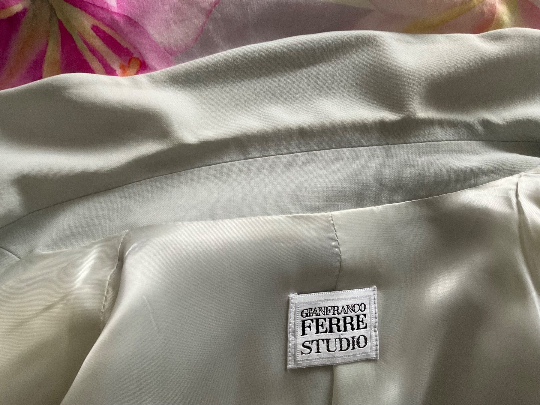 Gianfranco Ferre Giacche: Gianfranco FERRE STUDIO Blazer Gr 38, it 44 Pastellfarbe – Nuovo (secondo la descrizione) da Urdorf venduto da alda02 7