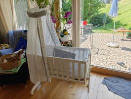 Linda Babywiege / Stubenwagen mit Himmel und Matratze