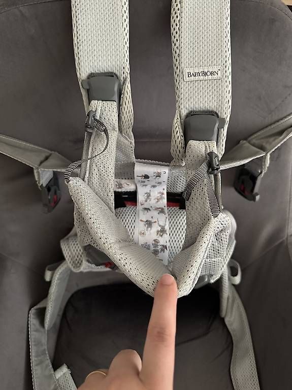 Babybjörn Marsupi portabebè: Babybjörn trage one air – Usato da Hunzenschwil venduto da elv_5m99 1