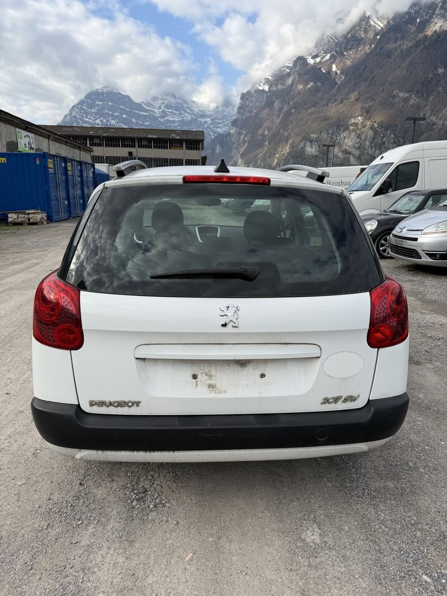 Peugeot Automobili: Peugeot 207SW 1.4Benzin 2011 B5a – Usato da Mollis venduto da BSL10 1